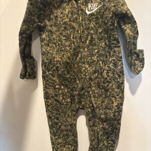 Nike Green and Brown Camouflage Footies